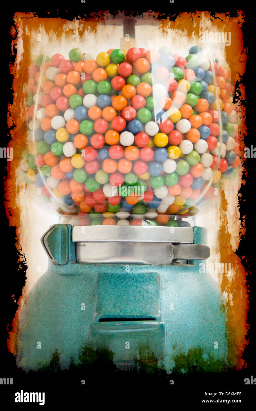 Old chewing gum vending machine about 1950 on grunge Stock Photo Alamy