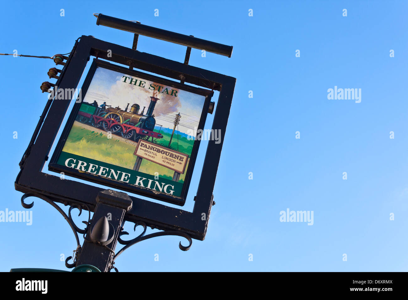 Pub sign of 'The Star' at Pangbourne, Berkshire, a Greene King public house. Stock Photo