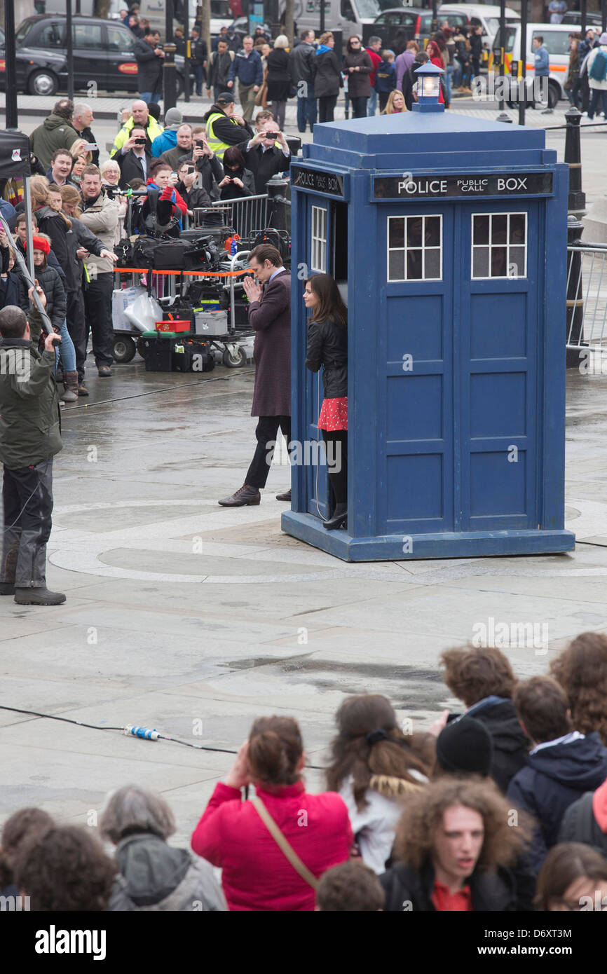 Filming of a 'Dr Who' episode in London's Trafalgar Square with Matt Smith as the Doctor and Jenna-Louise Coleman as Clara. Stock Photo
