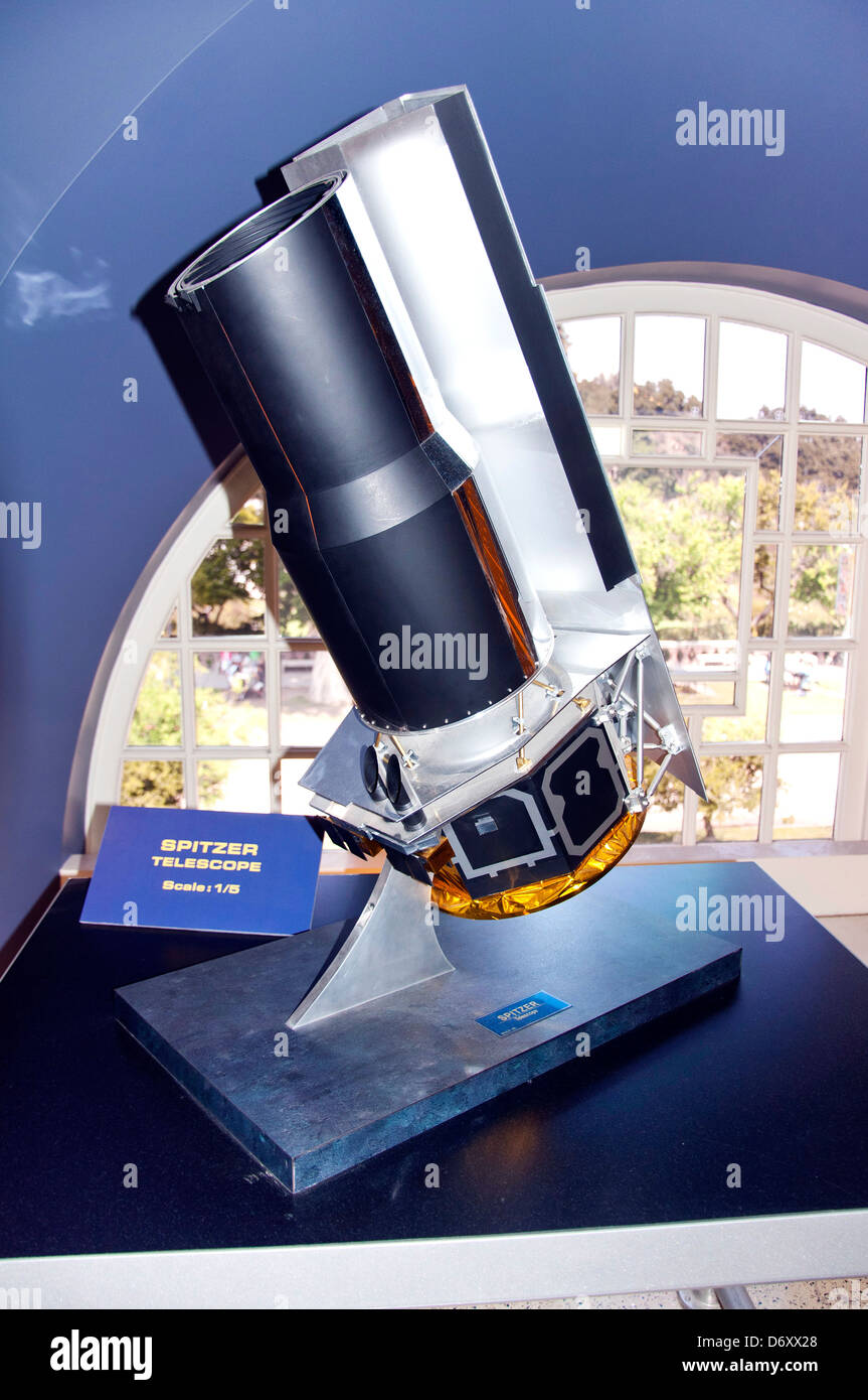 Telescope, California Science Center in Los Angeles Stock Photo Alamy