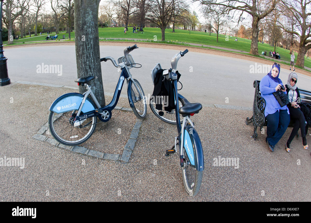 Bike hire and hyde park hi res stock photography and images Alamy