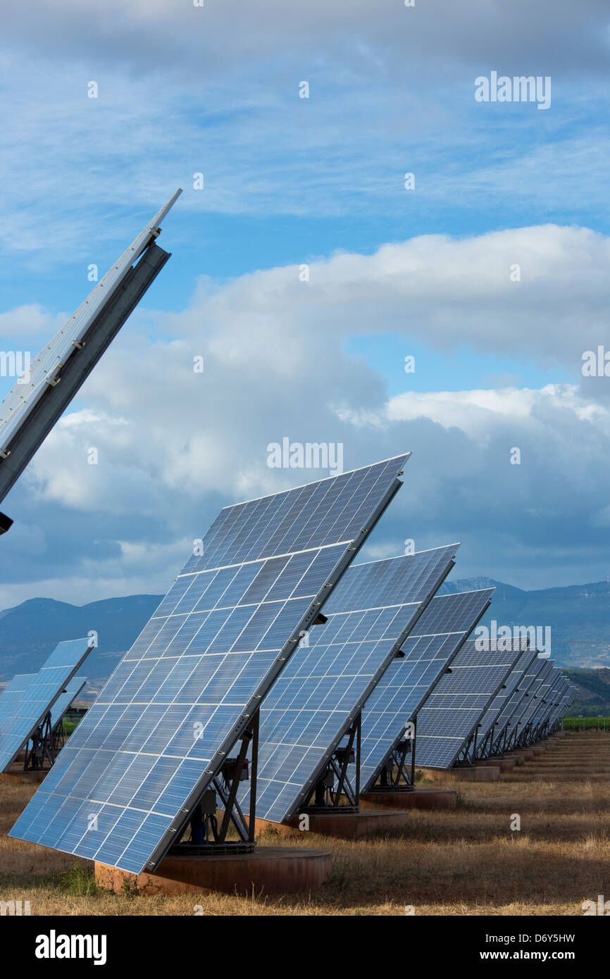 Solar panels in spanish hires stock photography and images Alamy