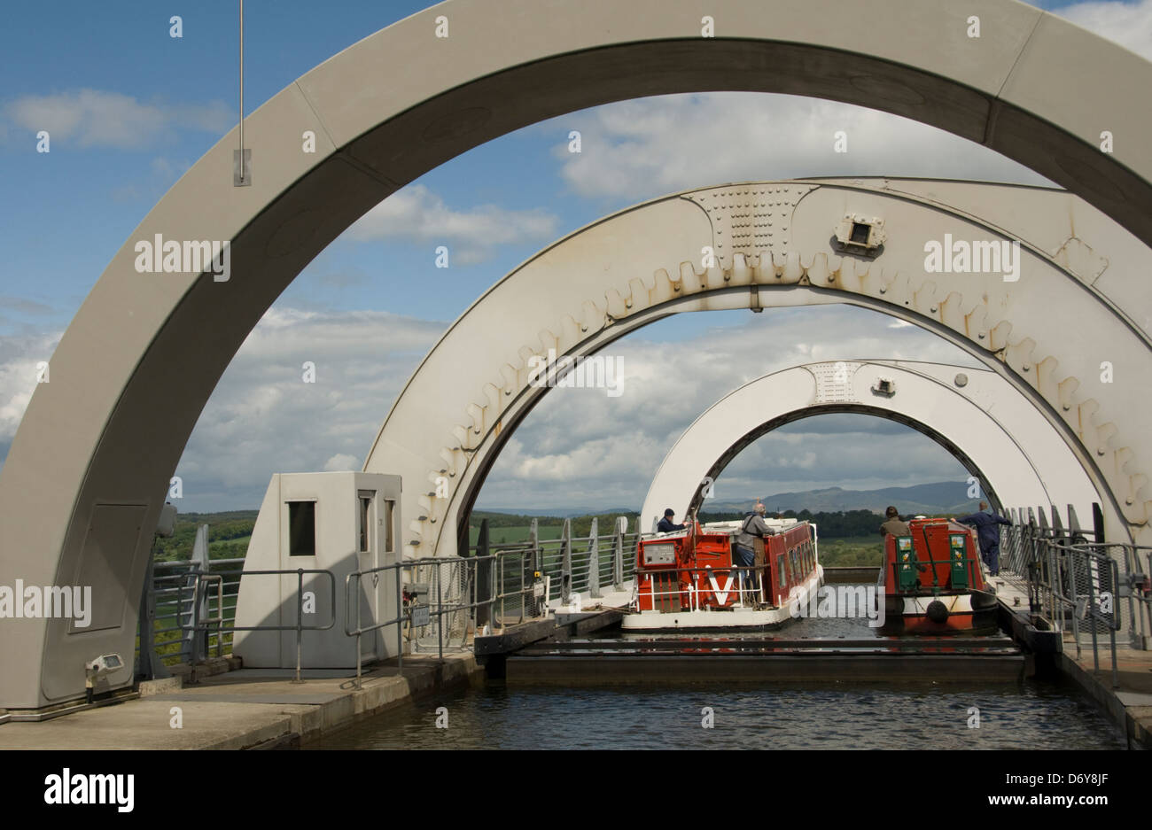 SCOTLAND; FALKIRK ; CANAL BOATS ON UPPER SECTION FALKIRK WHEEL AWAITING ROTATION FROM UNION CANAL TO FORTH CANAL BELOW Stock Photo