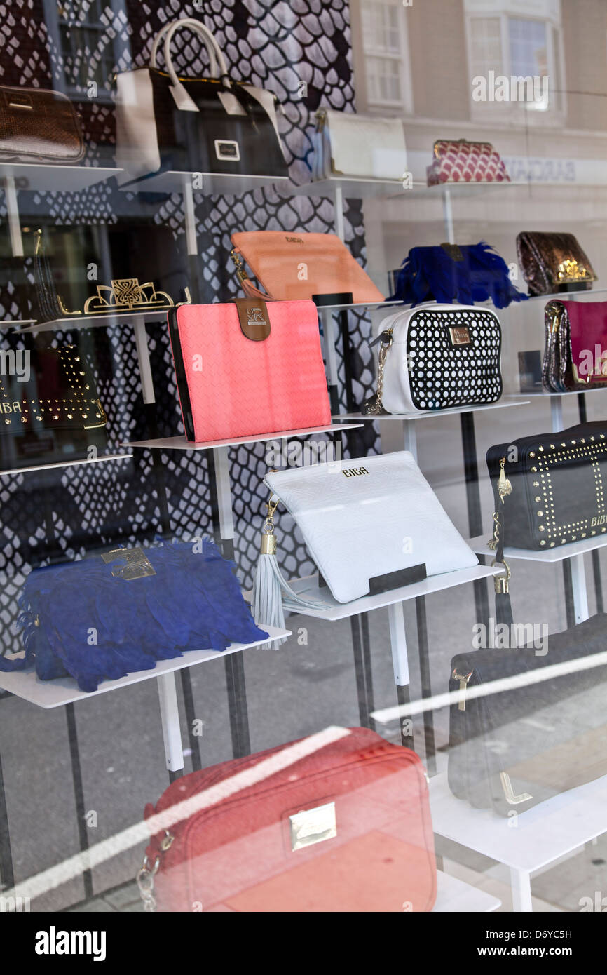 Women's shoes and handbags on display at Louis Vuitton luxury shop window,  Seoul, South Korea Stock Photo - Alamy