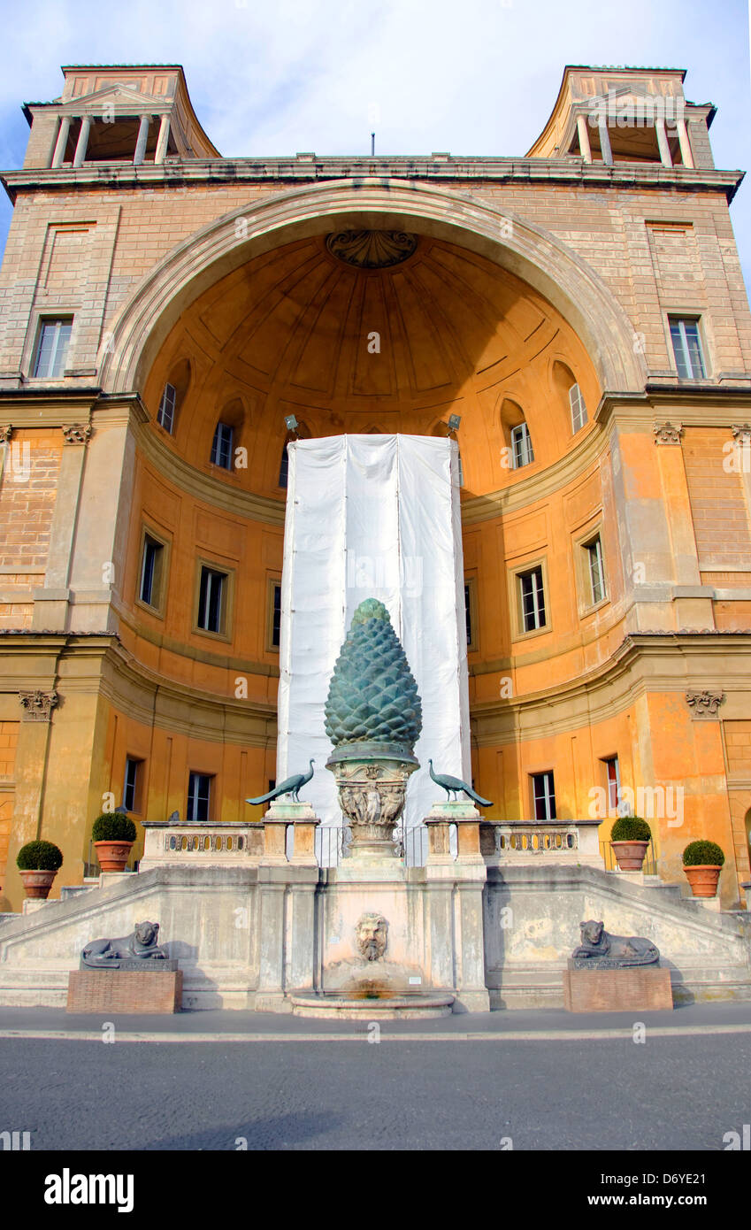 Pine cone sculpture at Cortile della Pigna, Vatican Museums, Vatican City Stock Photo Alamy