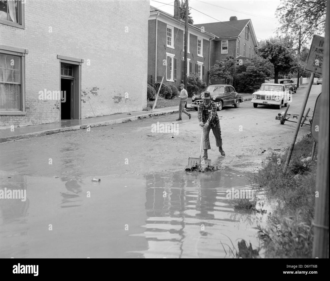 Shoveling Out the Street in Scottsville Stock Photo Alamy