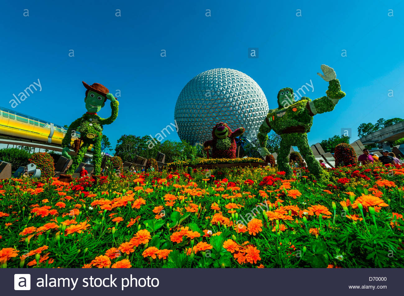 toy story 3 topiary (epcot flower & garden festival), epcot, walt