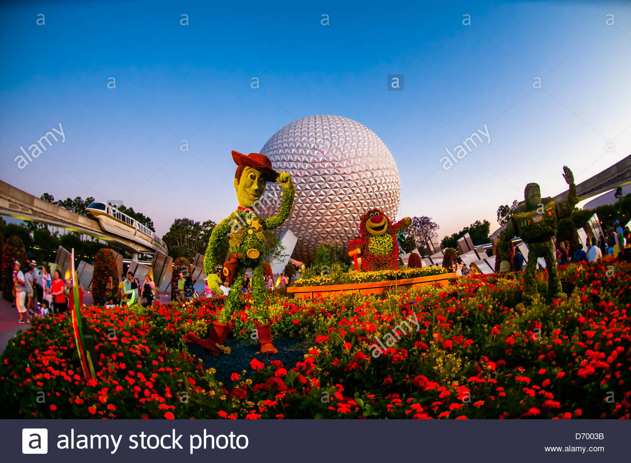 toy story 3 topiary (epcot flower & garden festival), epcot, walt