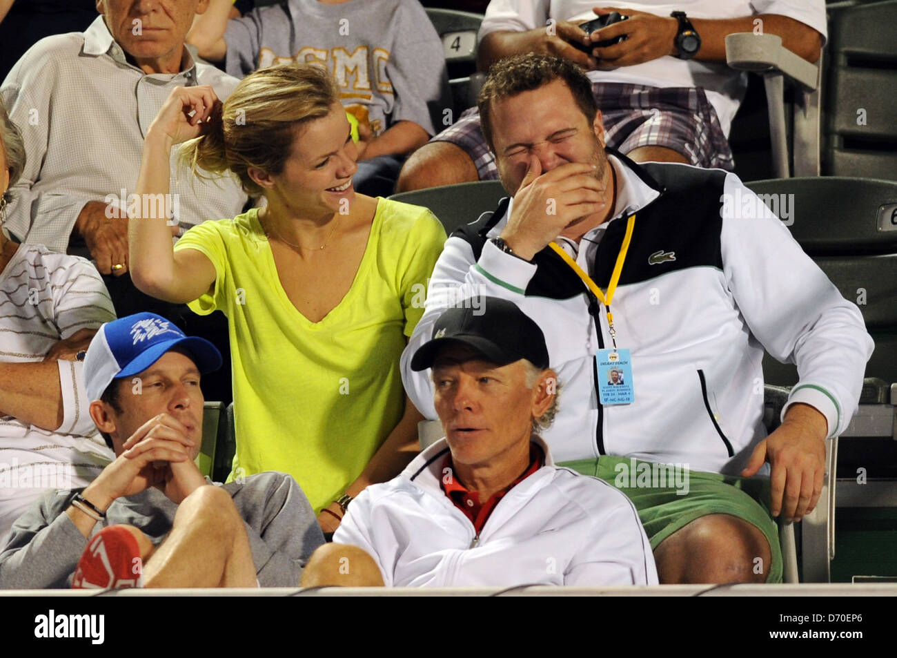 Brooklyn Decker watches husband Andy Roddick participate in the Delray  Beach International Tennis Championships Delray Beach Stock Photo - Alamy