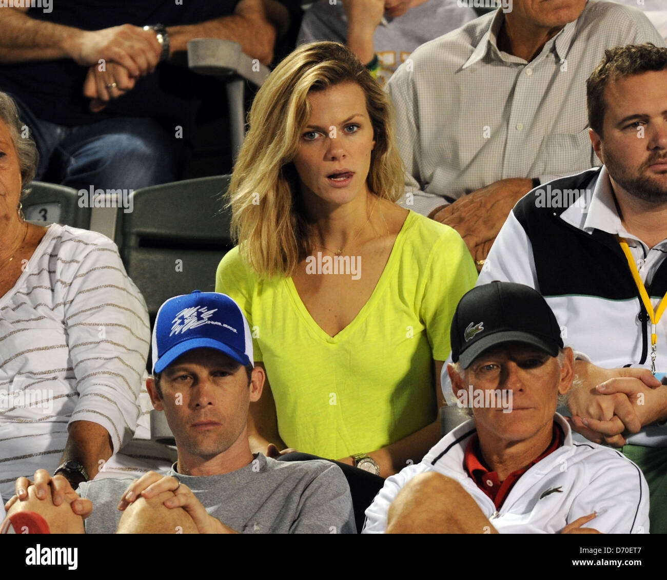 Brooklyn Decker Watches Her Husband Andy Roddick Participate In The Delray Beach International 