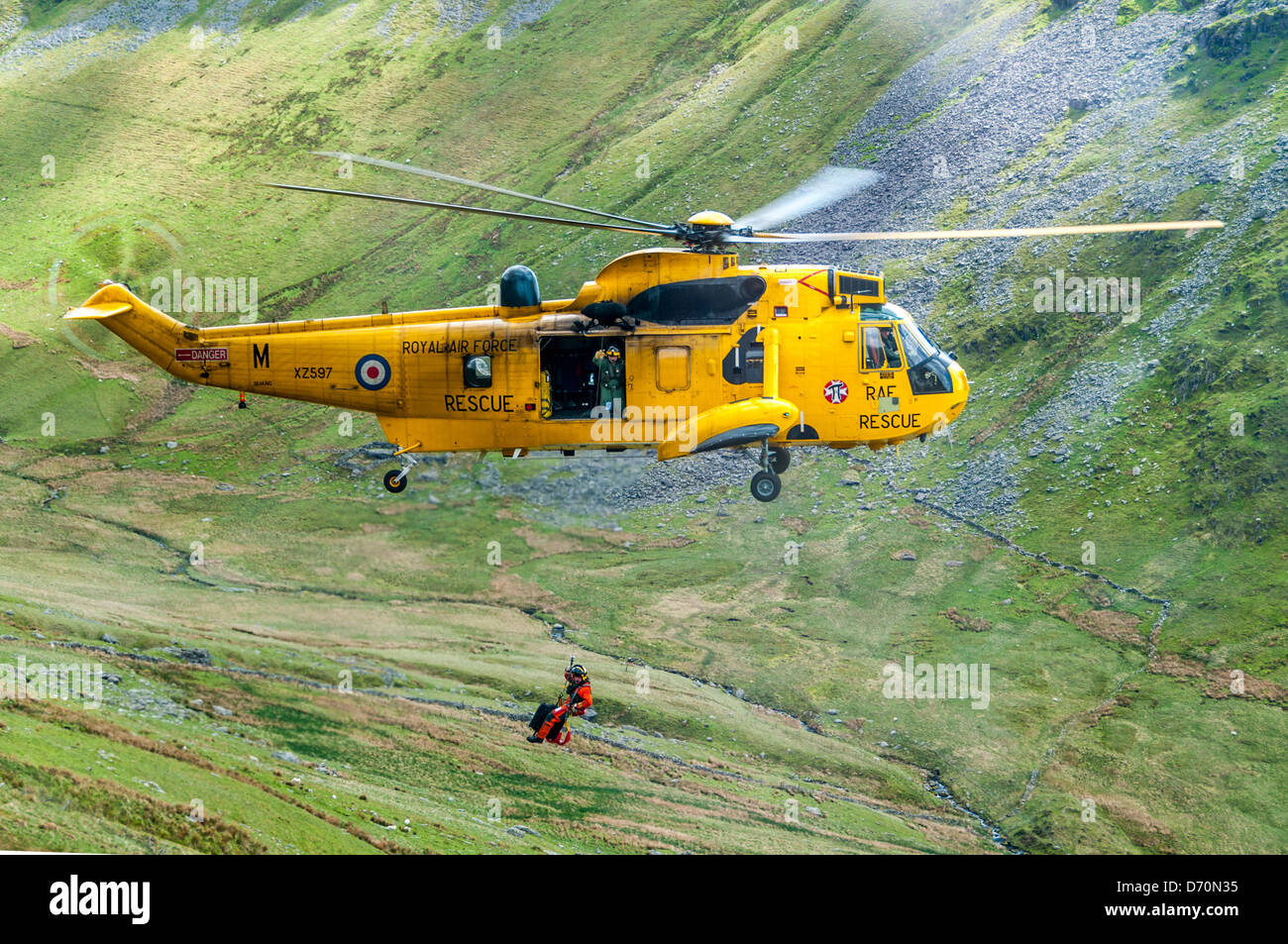 RAF Rescue helicopter in Mount Snowdon (Yr Wyddfa), Wales Stock Photo