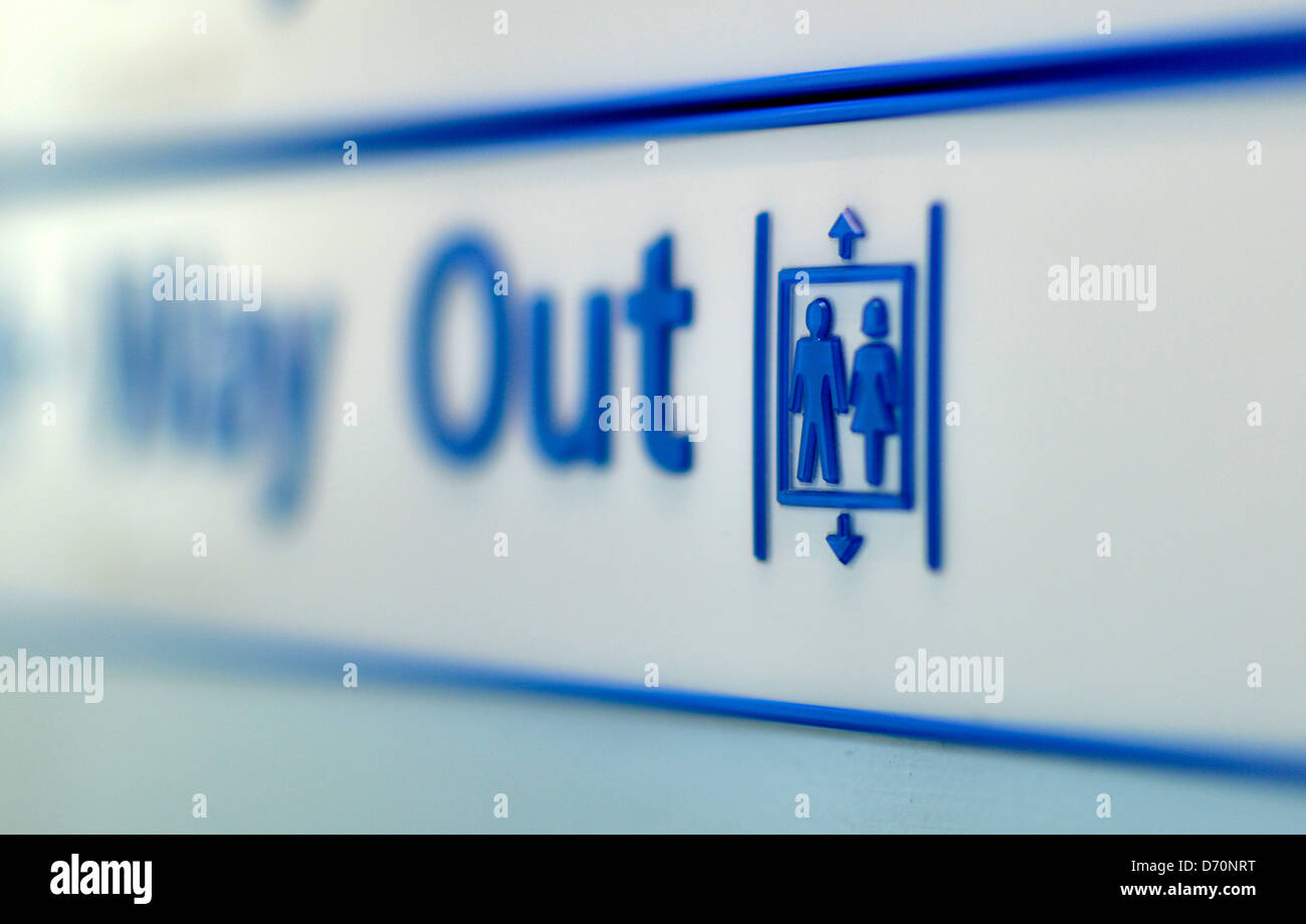 Way out sign in hi res stock photography and images Alamy