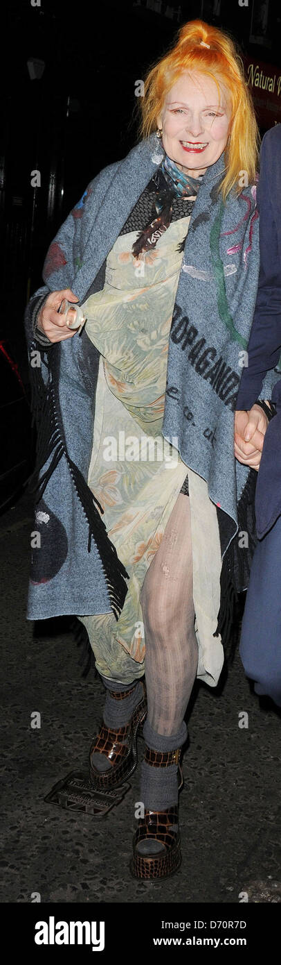 Vivienne Westwood London Fashion Week Autumn Winter 12 Vivienne Stock Photo Alamy Vivienne Westwood London Fashion Week Autumn Winter 12 Vivienne Stock Photo Alamy