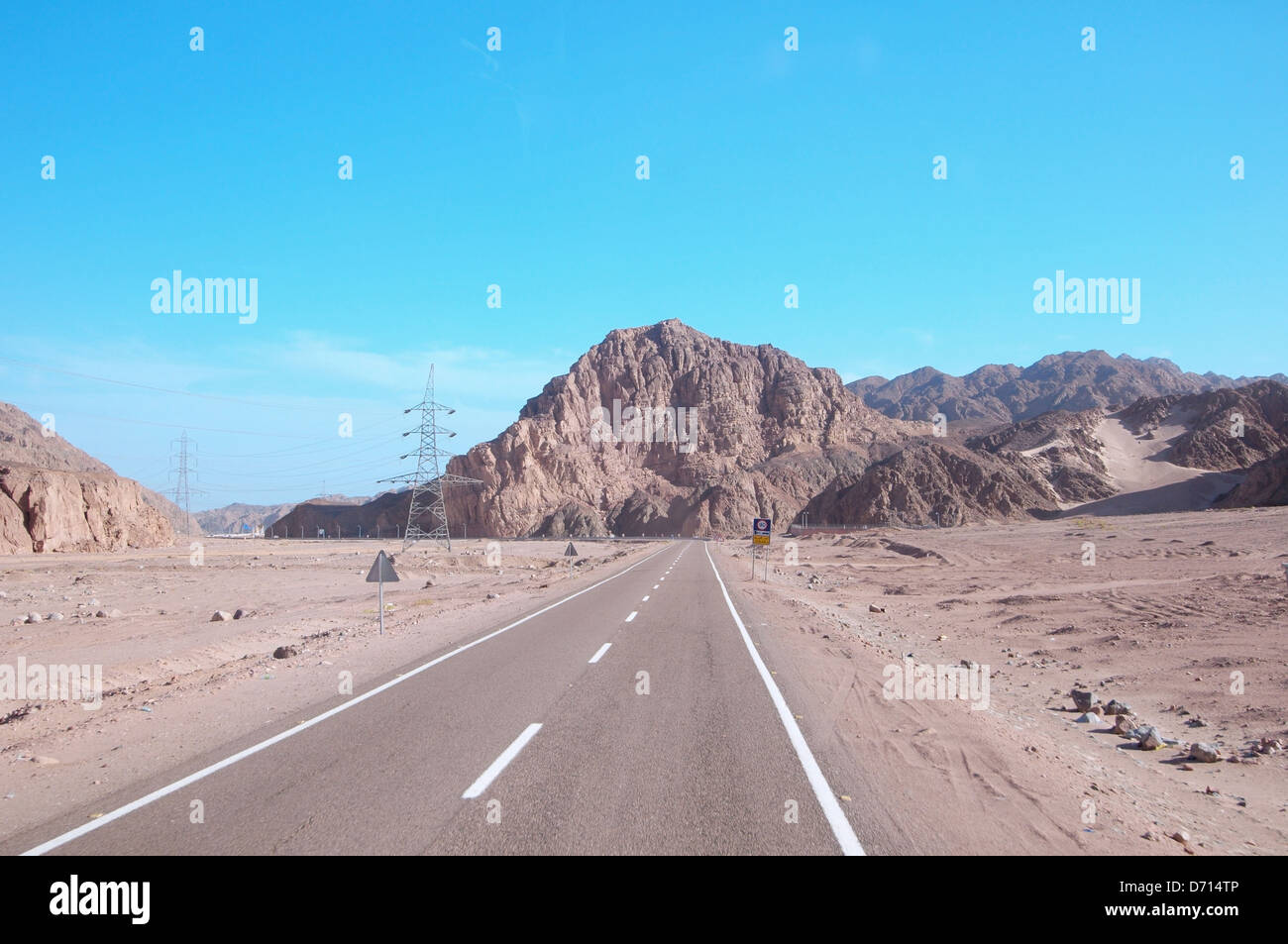 Mountain 'lying camel', roadway Sharm el-Sheikh to Dahab, Sinai Peninsula, Egypt Stock Photo