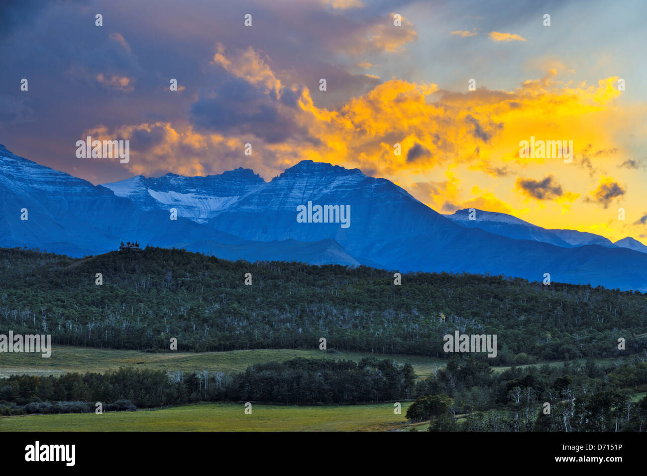 Colorful landscape canada hi-res stock photography and images - Alamy