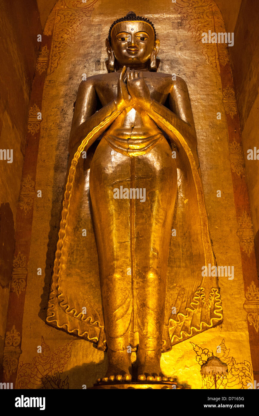 PAGAN パガンの仏教壁画 Pagoda at Honmon Temple, Ikegami (Ikegami Honmonji no to