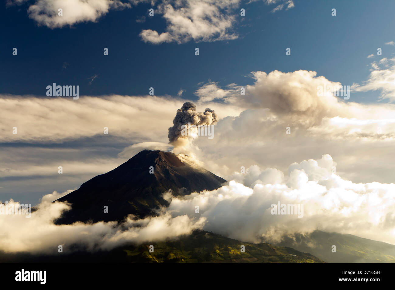 Tungurahua Volcano erupting, Ecuador March 2013 Stock Photo
