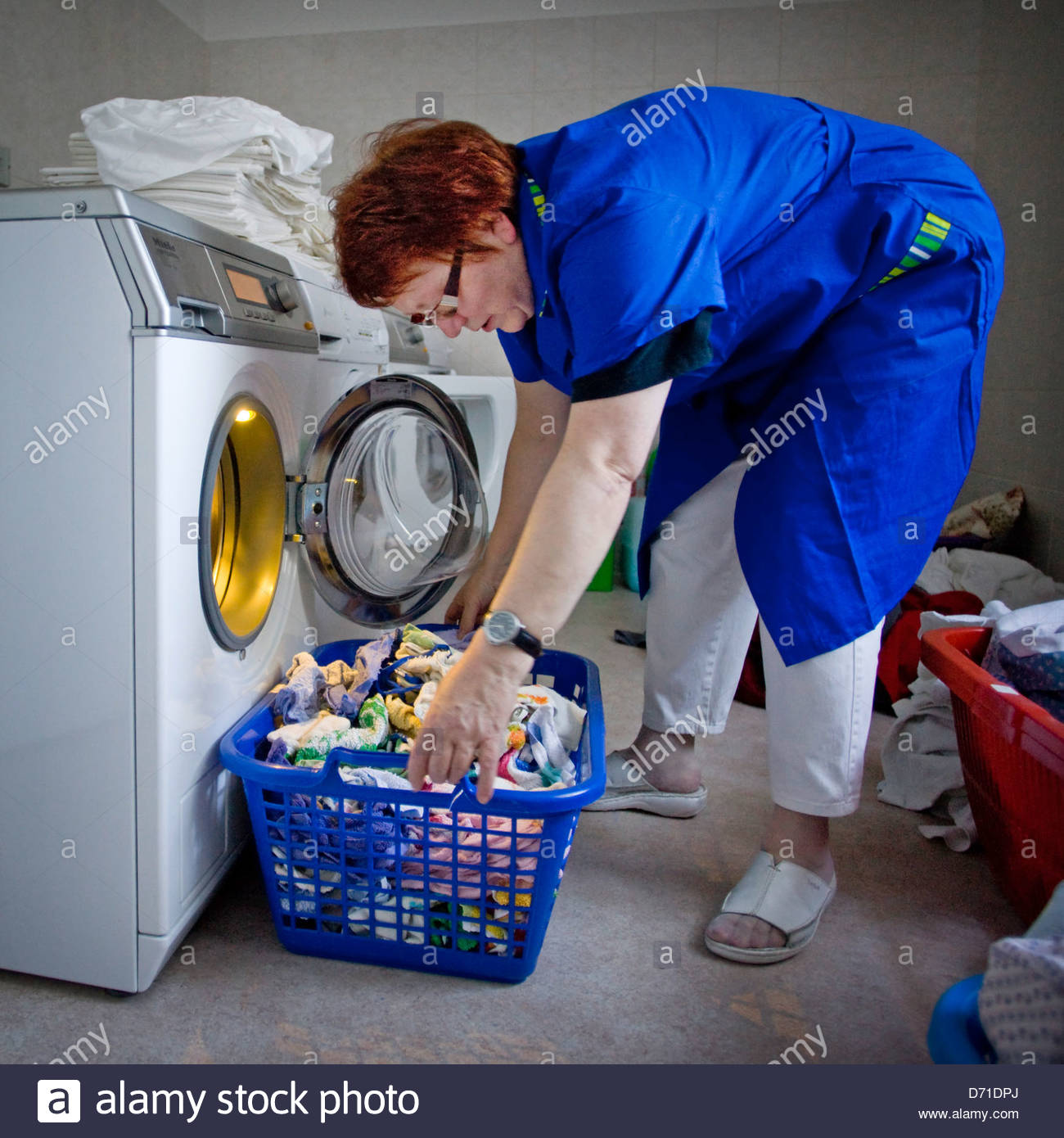 Washing Machine Laundry Basket Stock Photos & Washing Machine Laundry