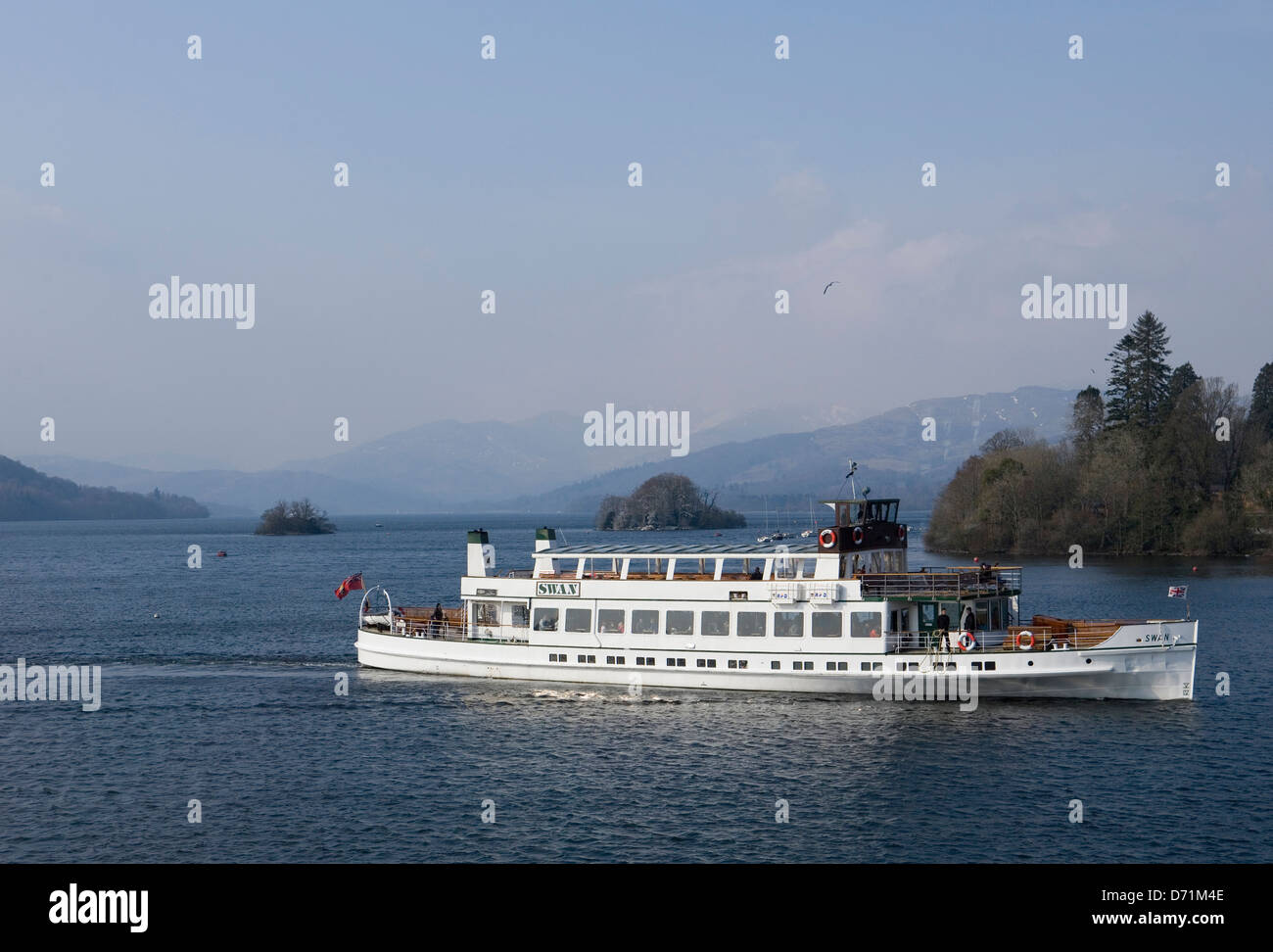 tour boat on Lake Windermere, Lake district Stock Photo - Alamy