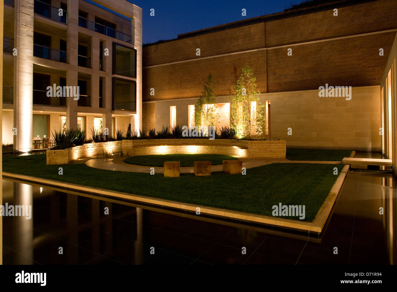 Apartment building in central London England Stock Photo Alamy