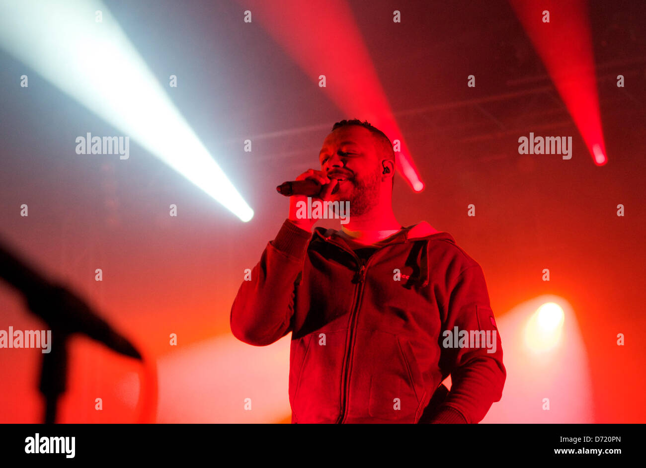 Almada, Portugal. April 24 2013. Boss AC and his band performs in Almada in a concert for 25 April day commemoration. The image shows a Boss AC portrait during the concert. Credit: Bruno Monico/Alamy Live News Stock Photo