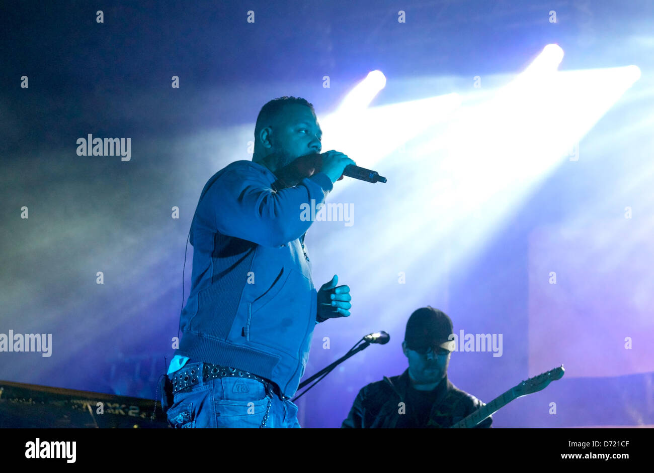 April 24 2013. Boss AC and his band performs in Almada in a concert for 25 April day commemoration. The image shows a Boss AC portrait during the concert. Credit: Bruno Monico/Alamy Live News Stock Photo