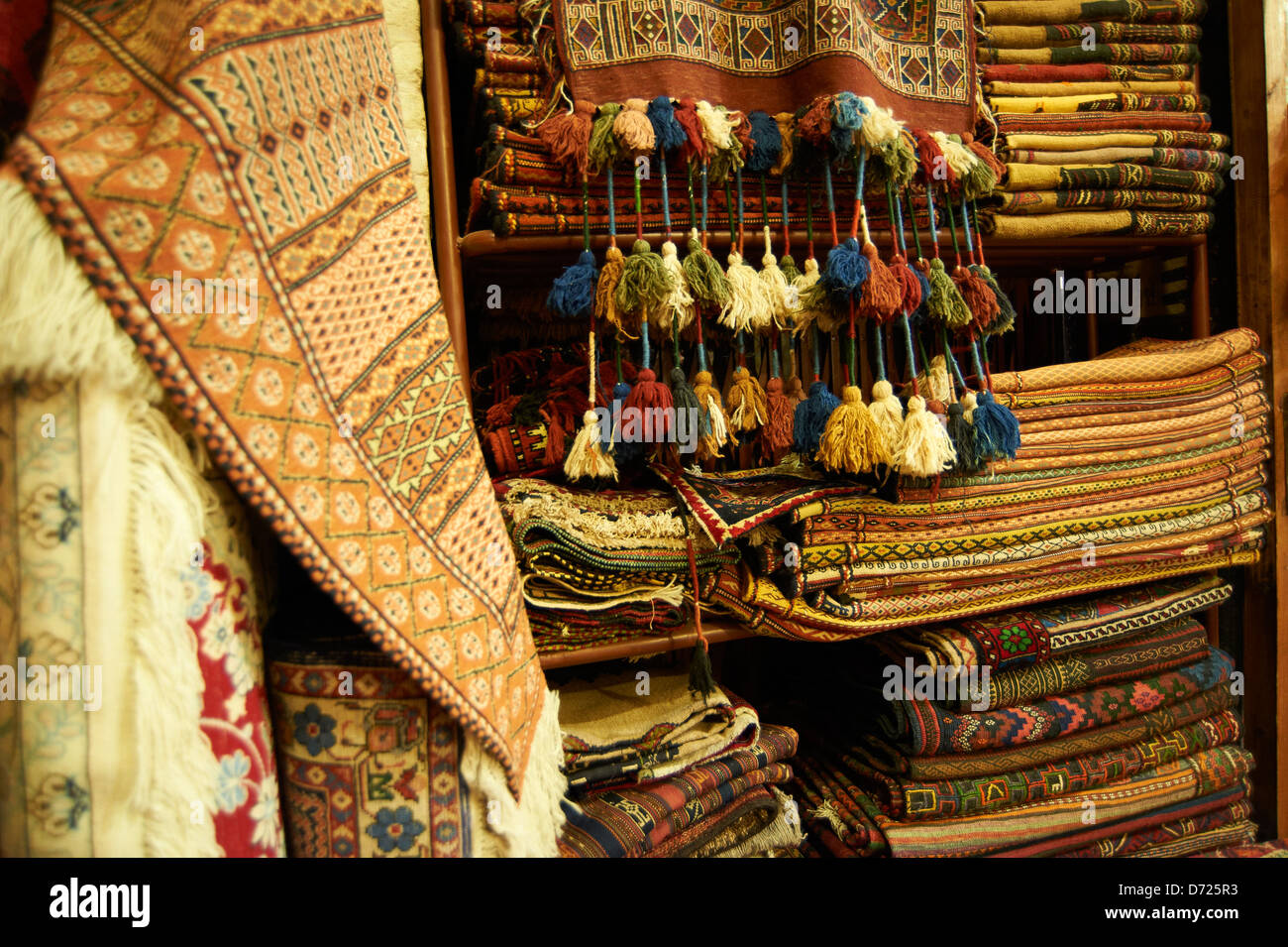 Persian carpet isfahan hires stock photography and images Alamy