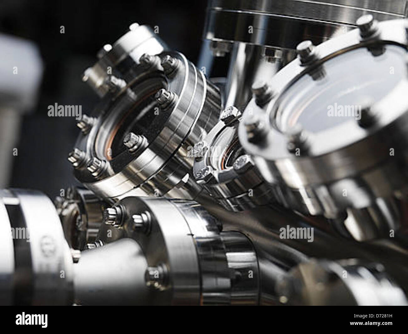 Secondary ion mass spectrometer hires stock photography and images Alamy
