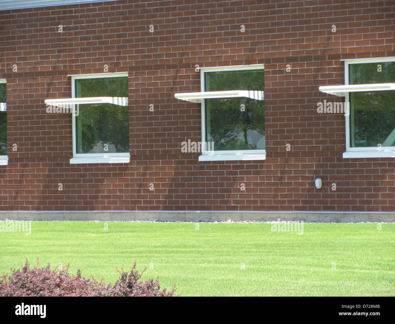 Curated visual reference: Gallery Detail: Pnnl Designs Energy Efficient Windows For Buildings Contributing To