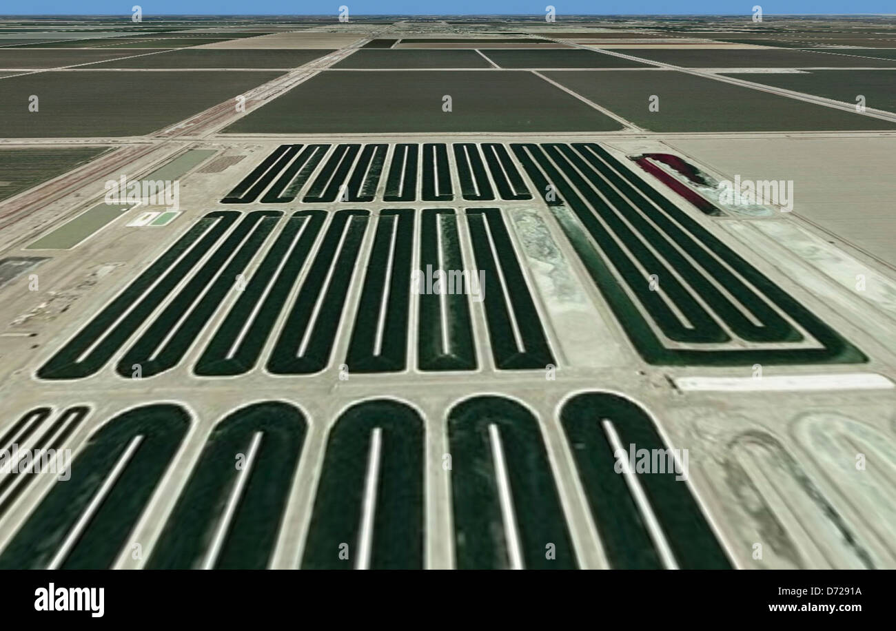 Raceway pond hi-res stock photography and images - Alamy