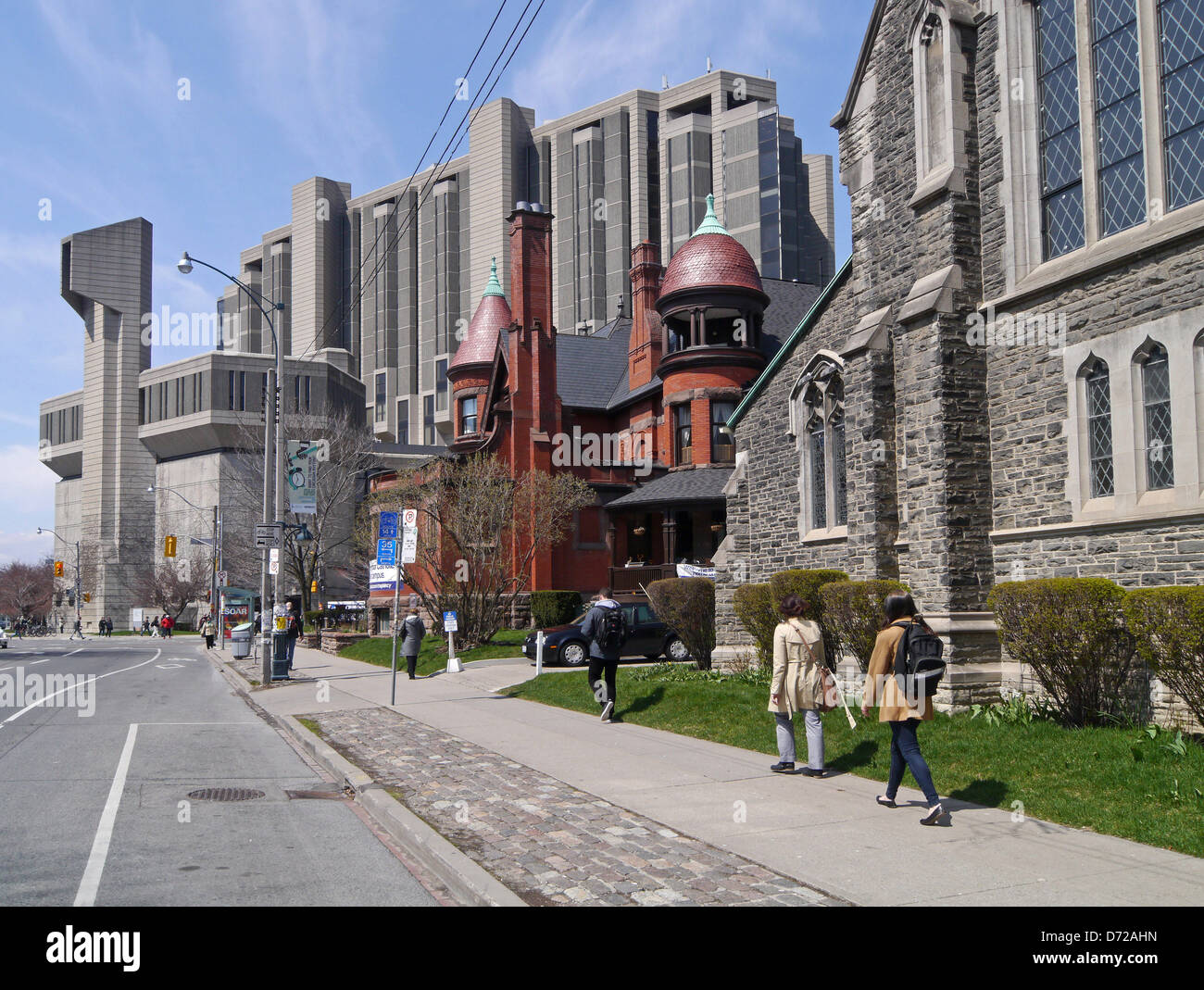 University of Toronto campus modern and old buildings Stock Photo