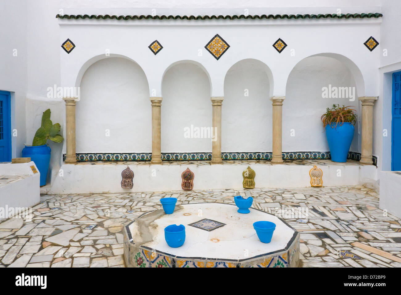Traditional house, Sidi Bou Said, Tunis, Tunisia Stock Photo Alamy