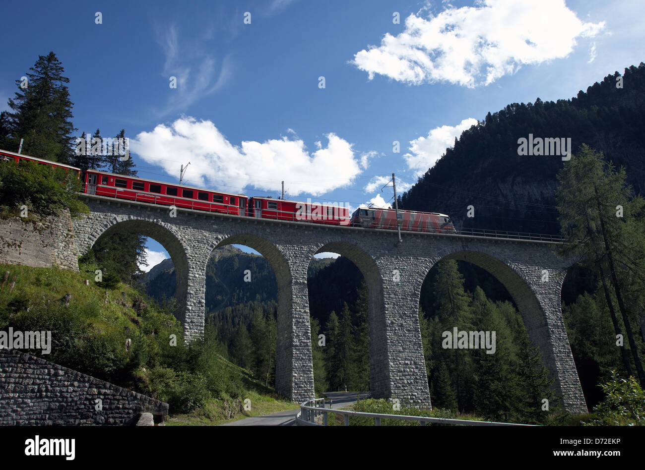 Preda, Switzerland, a train of the Rhaetian Railway in the Albula viaduct  III Stock Photo - Alamy