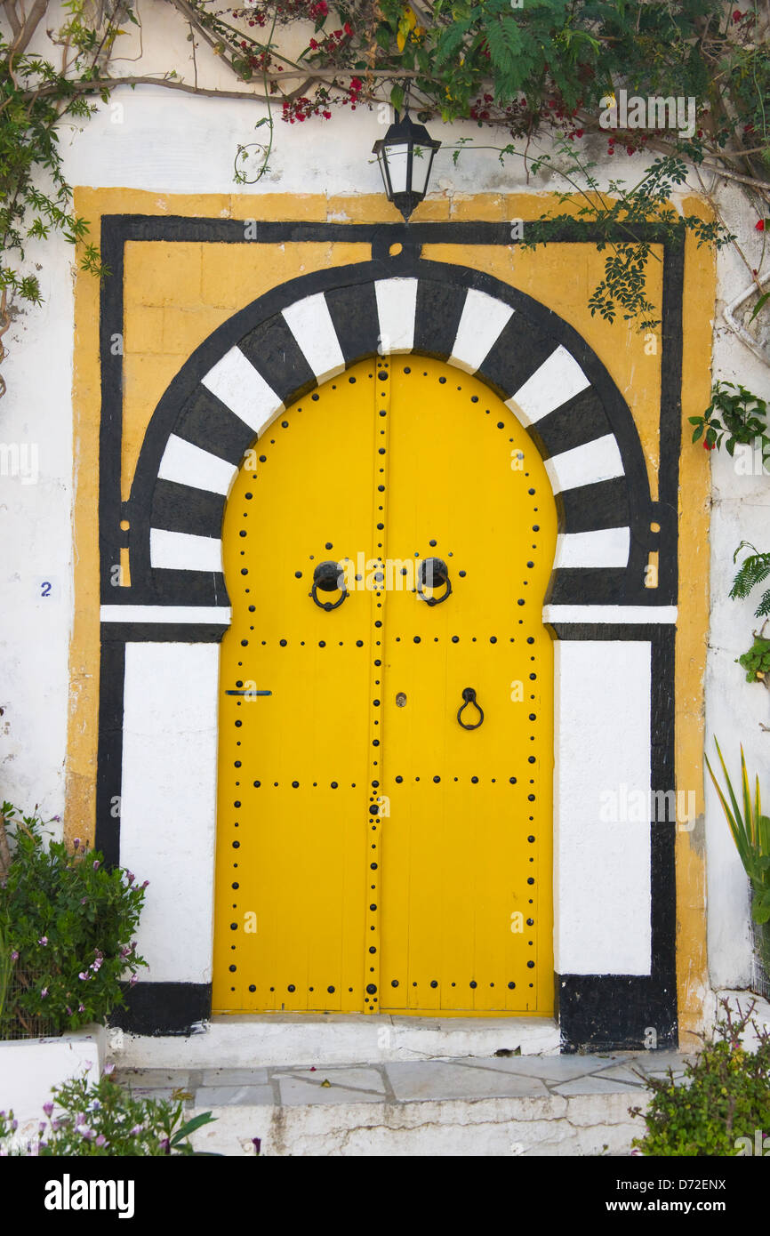 Yellow door, Sidi Bou Said, Tunis, Tunisia Stock Photo