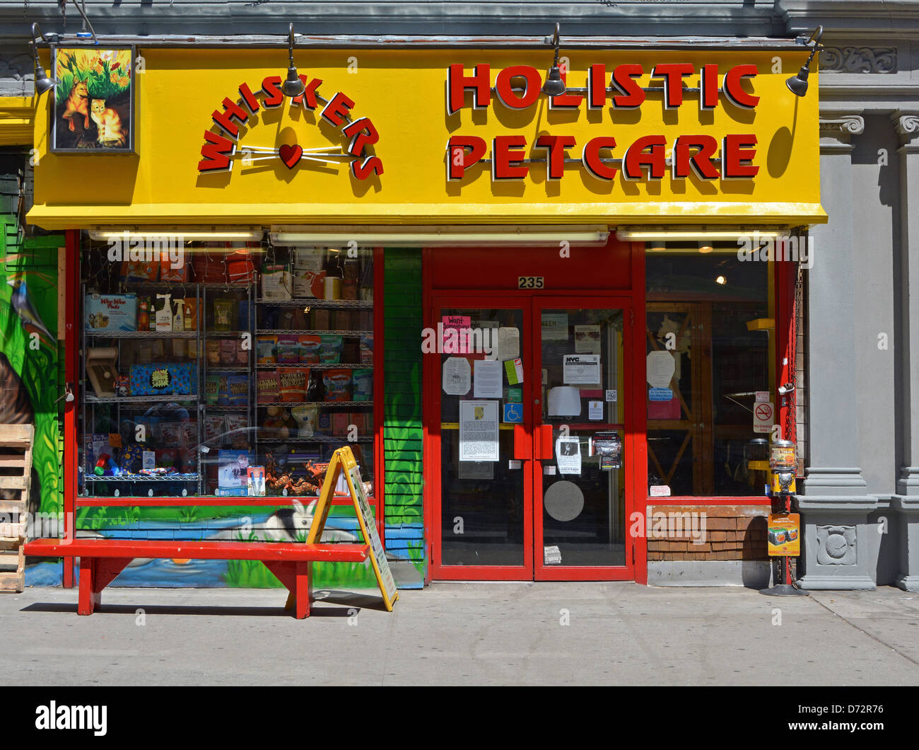 New york pet store hires stock photography and images Alamy