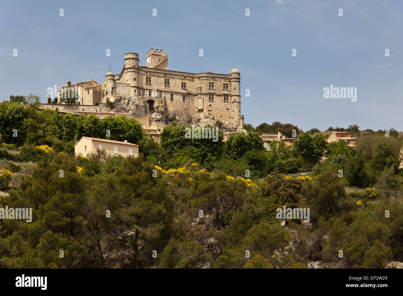 Barroux, France, the Ch √ ¢ teau Le Barroux castle Stock Photo