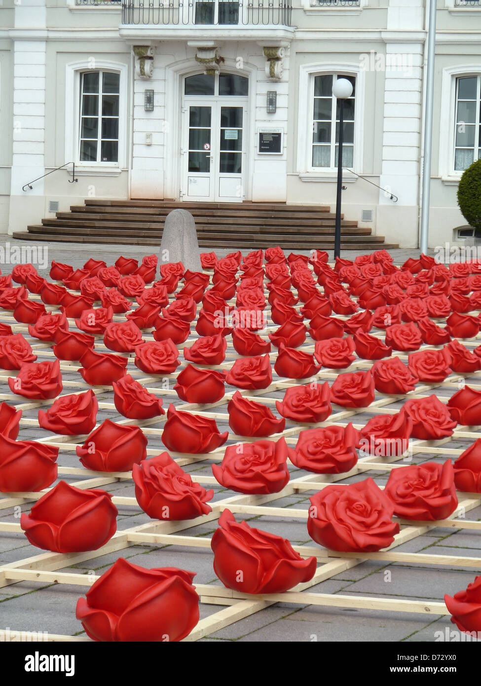 Zweibrücken, Germany, art installation by Ottmar Hoerl 1000 roses for the Duke of Zweibrücken place Stock Photo