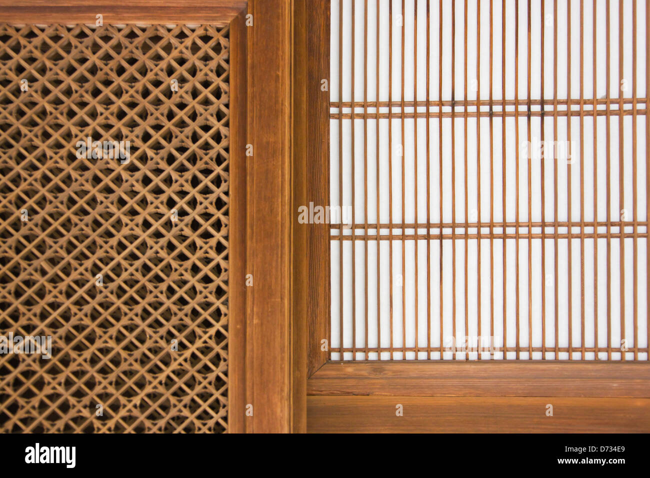 Wooden door, Tofuku-ji temple, Kyoto, Japan Stock Photo