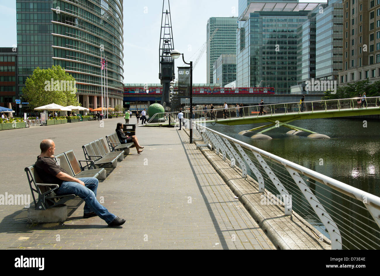 West india quay promenade hi-res stock photography and images - Alamy