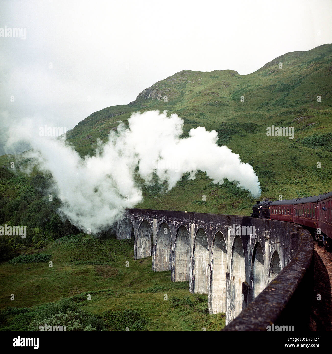 Glenfinnan, United Kingdom, the Jacobite passes over the Glenfinnan Viaduct Stock Photo Alamy