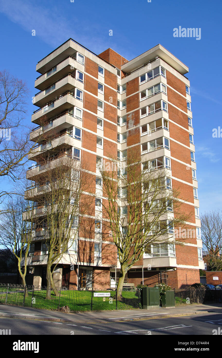 block of flats, Victoria Park Road, Leicester, England, UK Stock Photo