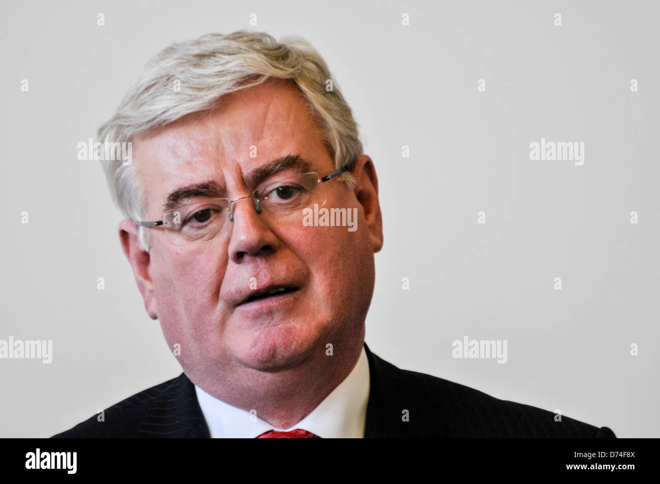 Belfast, Northern Ireland. 29th April 2013. Irish Tánaiste Eamon Gilmore addresses a number of 15 year old students to mark the 15th anniversary of the Good Friday Agreement. Credit: Stephen Barnes/Alamy Live News Stock Photo