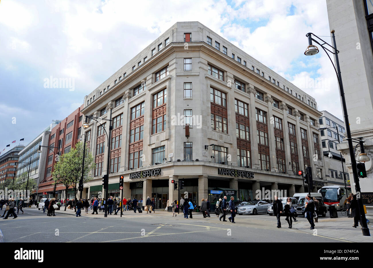 The Marks and Spencer Marble Arch department store in Oxford ...
