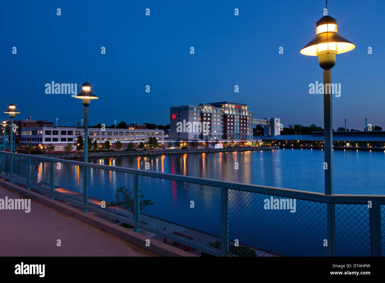 LANTERNS PROMENADE DOBBINS LANDING WATERFRONT ERIE PENNSYLVANIA USA