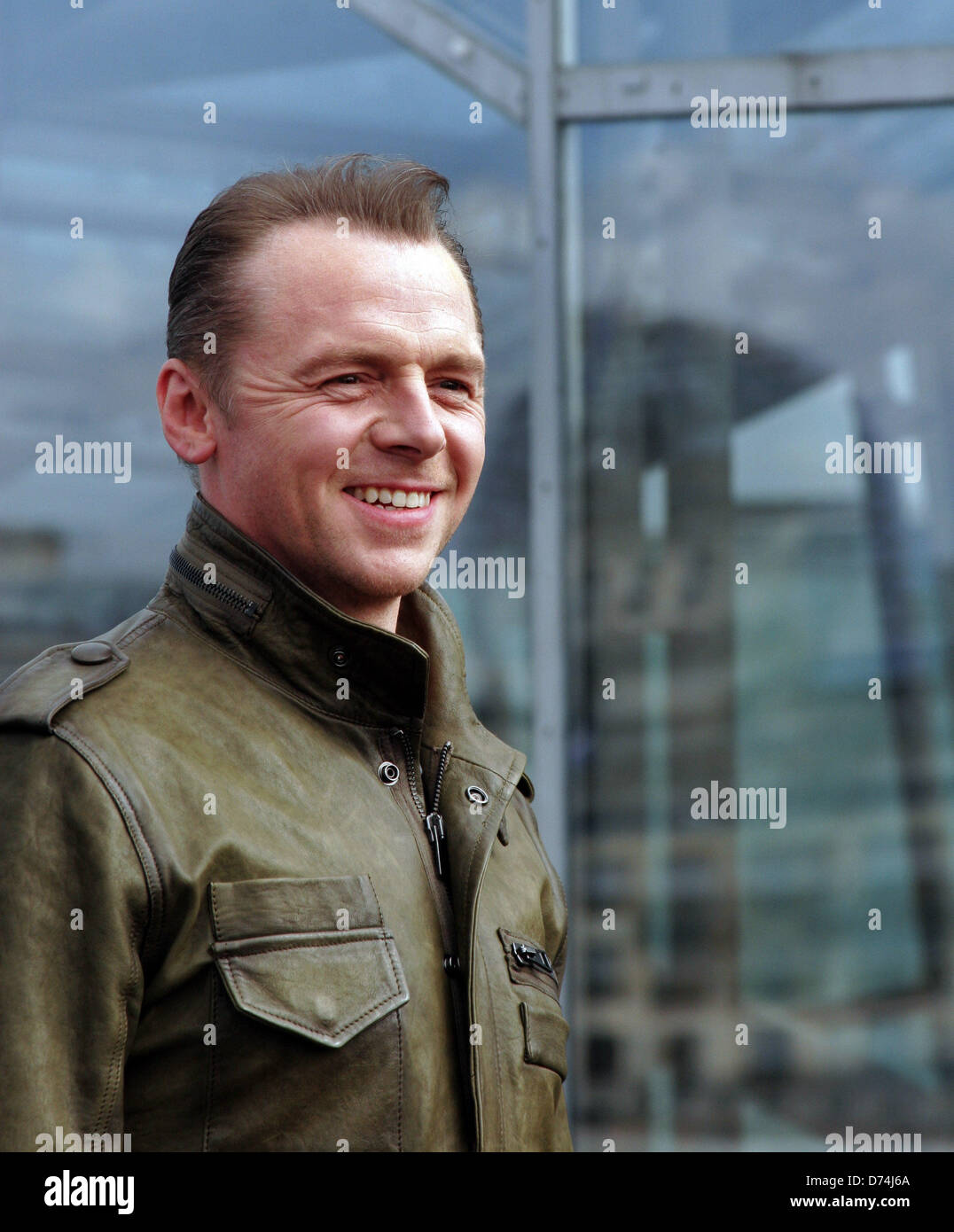 Berlin, Germany. 28th April, 2013. British actor Simon Pegg poses during the presentation of the movie 'Star Trek Into Darkness' in Berlin, Germany, 28 April 2013. The film will be released in Germany on 09 May 2013. Photo: XAMAX/dpa/dpa/Alamy Live News Stock Photo