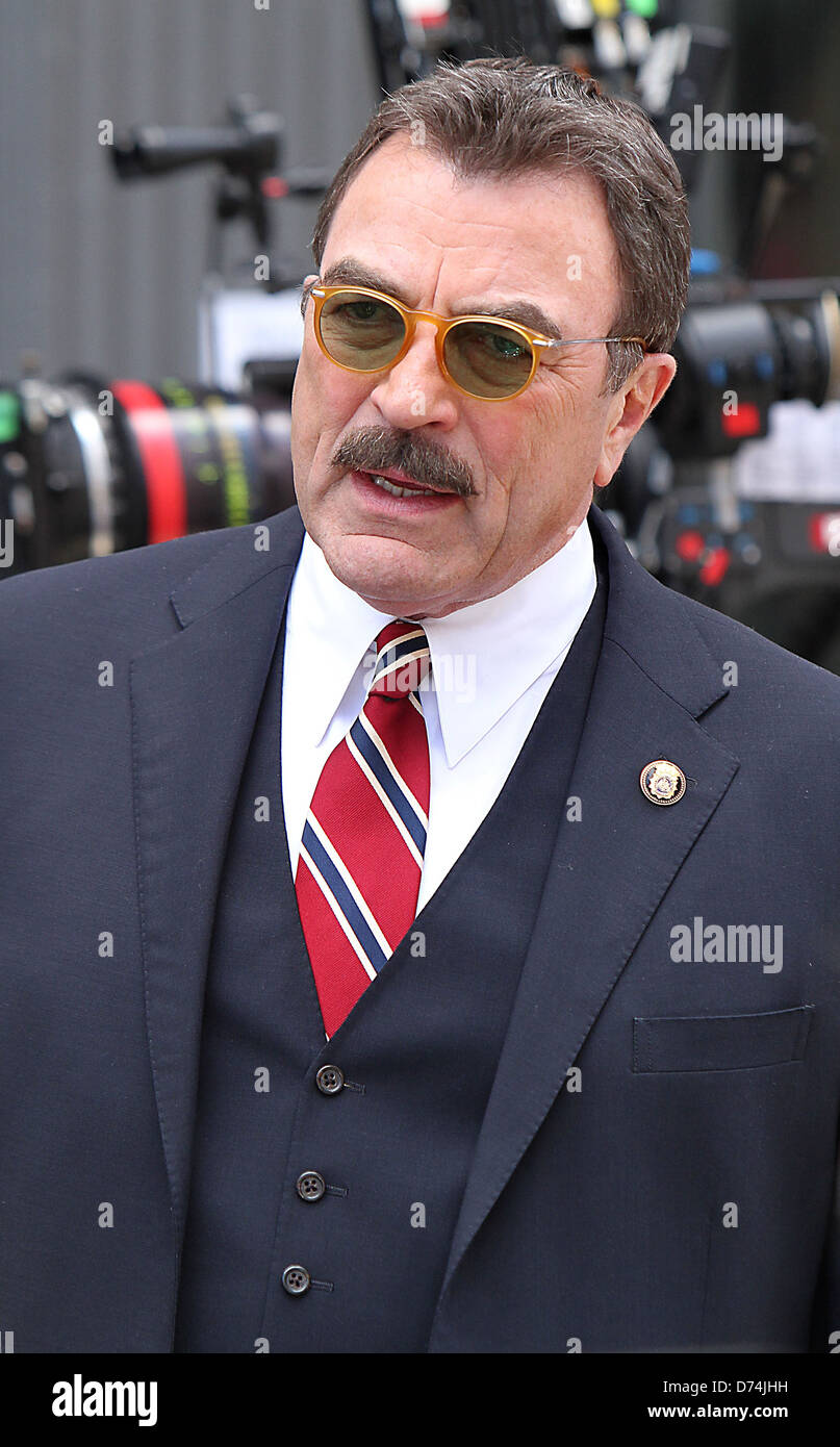 Tom Selleck is seen shooting on location for the CBS TV Series 'Blue Bloods' in New York City New York City, USA - 22.08.11 Stock Photo