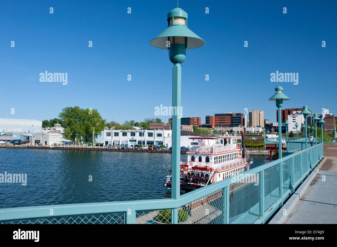 PROMENADE DOBBINS LANDING WATERFRONT ERIE PENNSYLVANIA USA Stock Photo