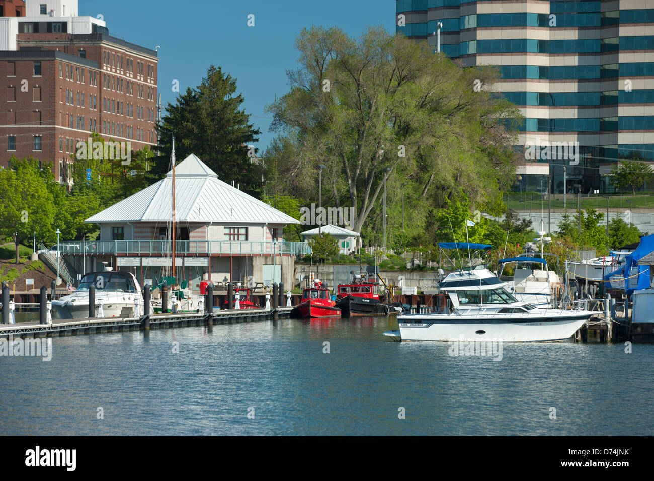 MARINA DOBBINS LANDING WATERFRONT ERIE PENNSYLVANIA USA Stock Photo Alamy