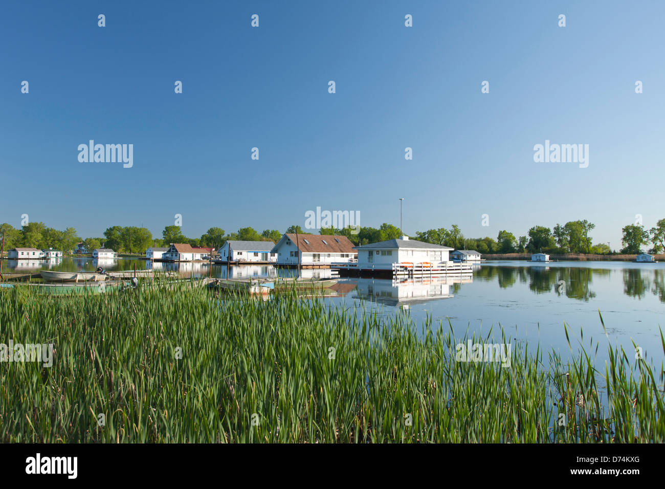 FLOATING HOUSES HORSESHOE POND PRESQUE ISLE STATE PARK ERIE