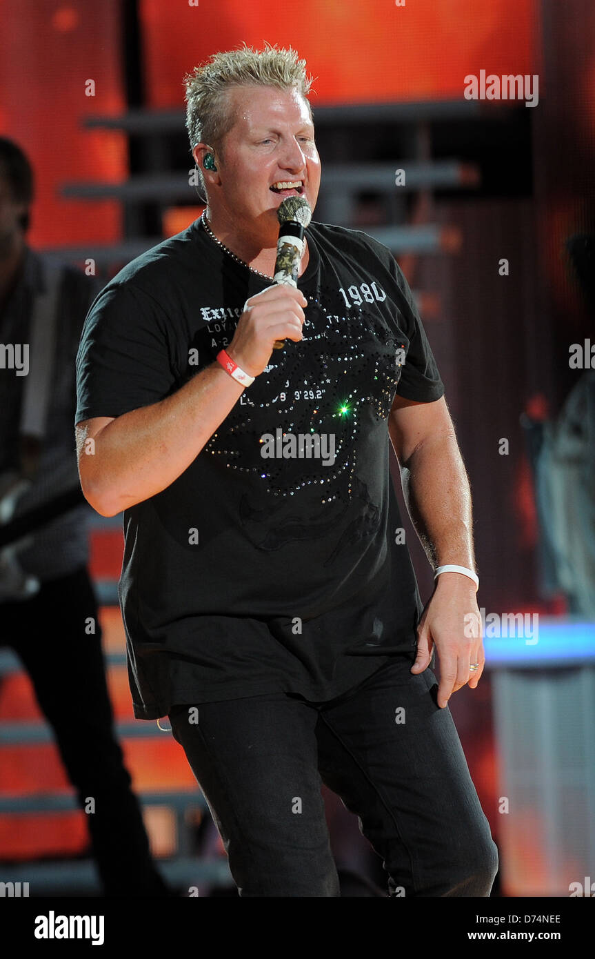 Rascal Flatts Gary Levox